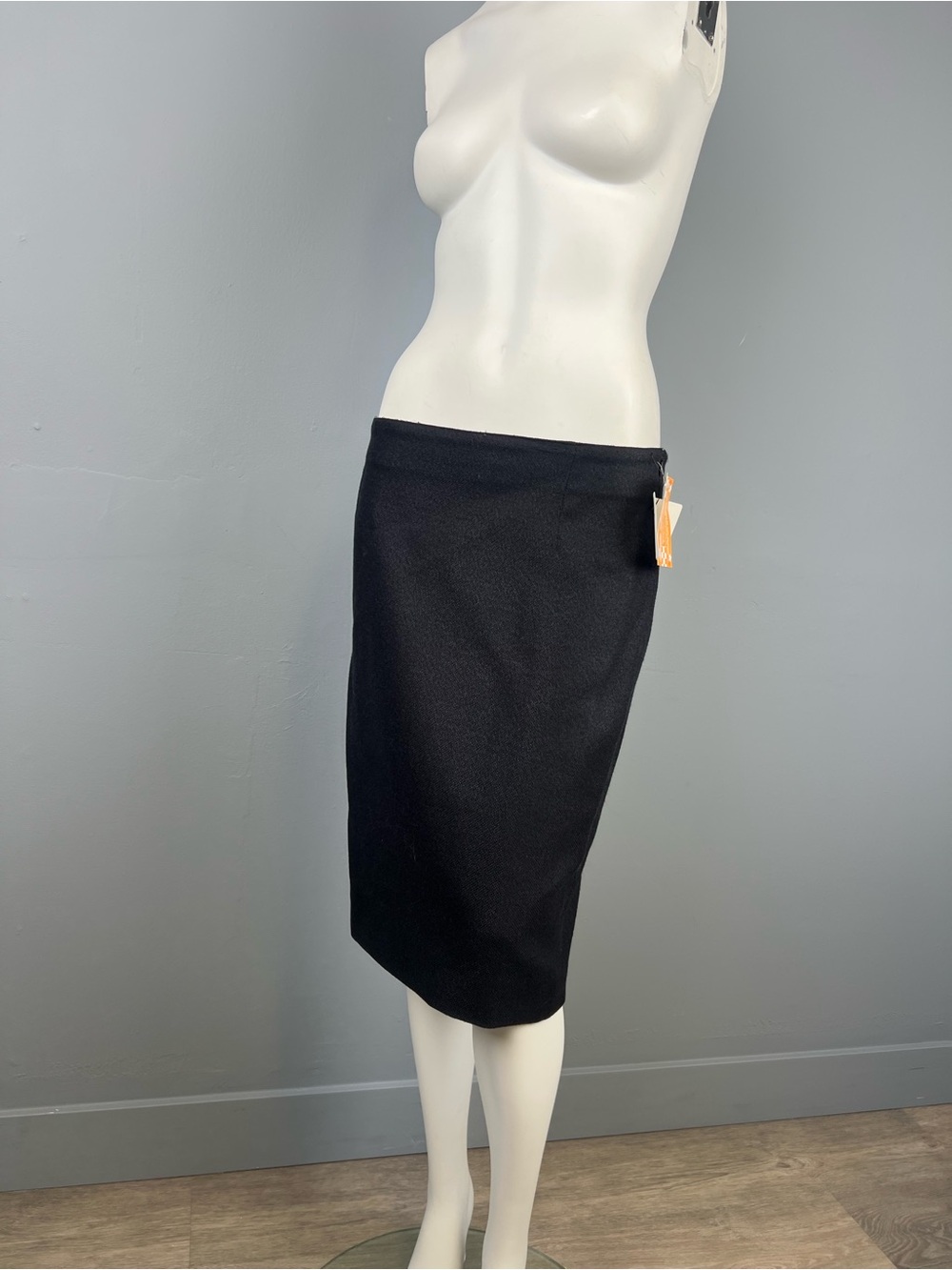 Vintage Valentino Miss V made in ItalyClassic Black/ Blue Pencil Skirt - Women's